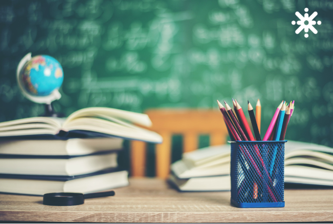 أسعار كتب الأول ثانوي علمي في الأردن