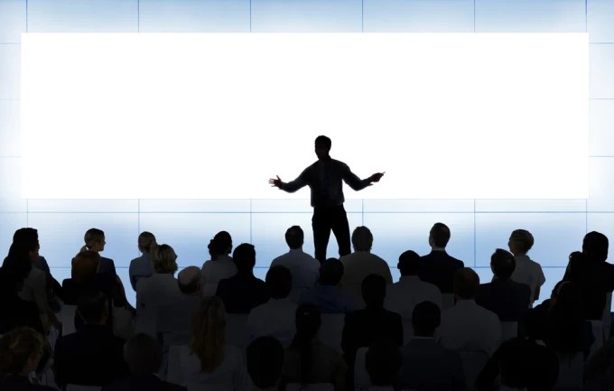 مهارة التحدث أمام الجمهور (Presentation)