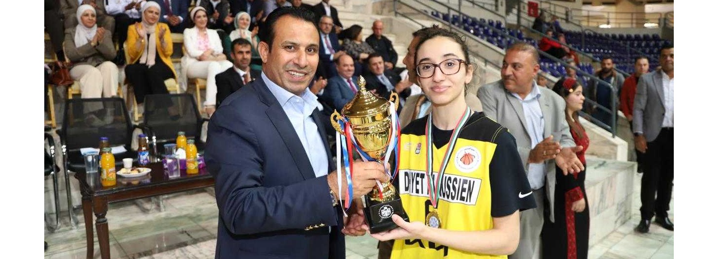 تربية لواء الجامعة بطلاً للدورة الرياضية المدرسية