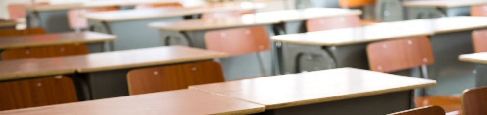 رئيس محافظة البلقاء يطالب بتوفير قطع أراض لإنشاء مدارس