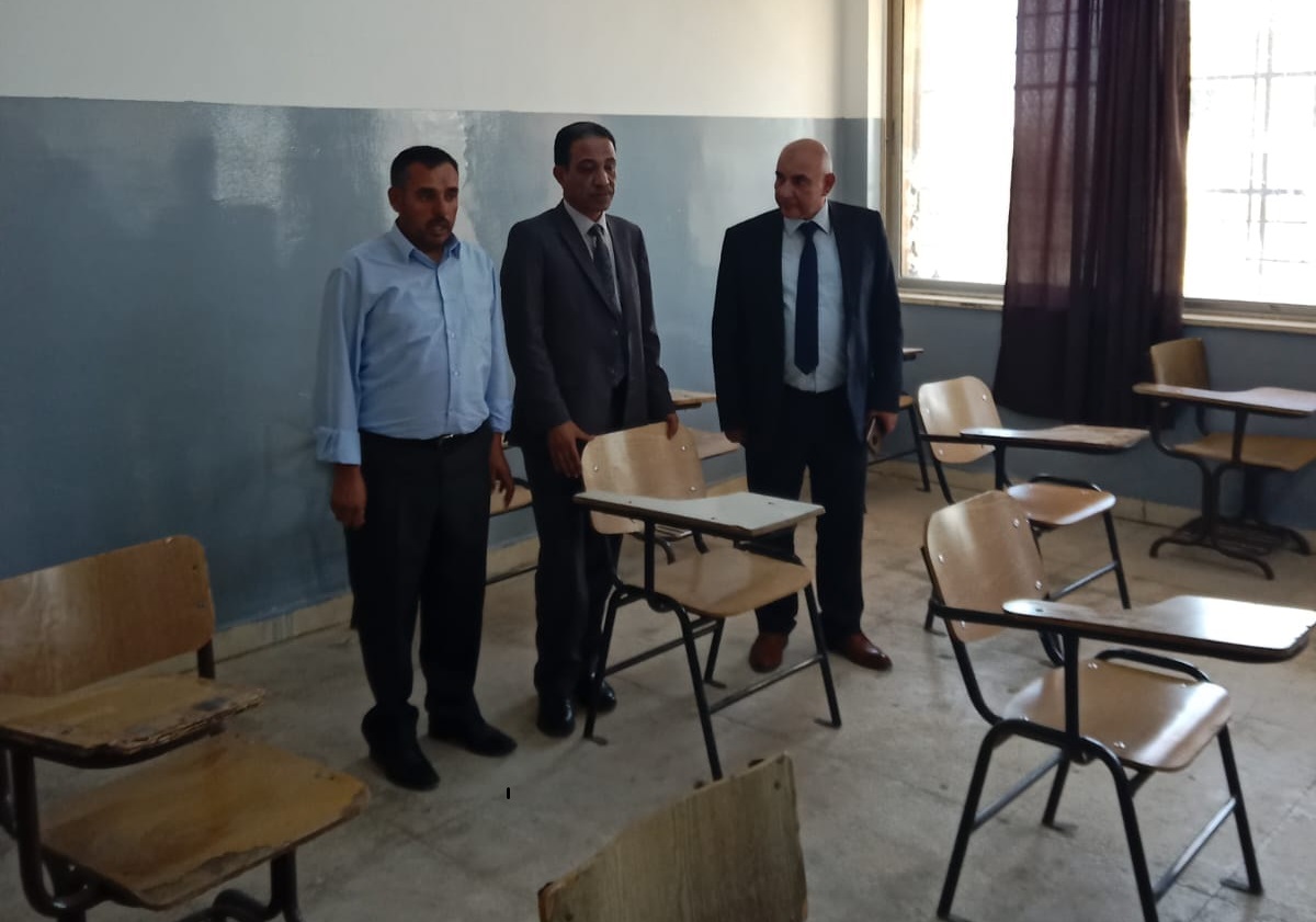 الزبن يتفقد جاهزية قاعات الثانوية العامة في لواء الجيزة