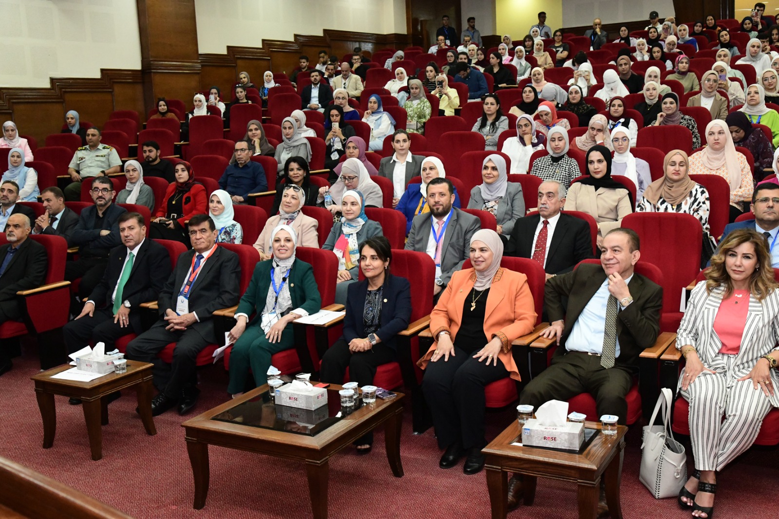 يوم علمي دولي لطب الأسنان في جامعة العلوم والتكنولوجيا