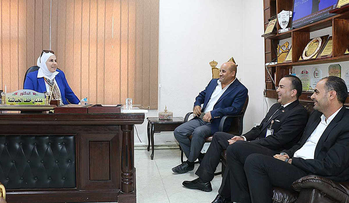 الشخاترة تطلع على إجراءات امتحان التوجيهي في تربية معان