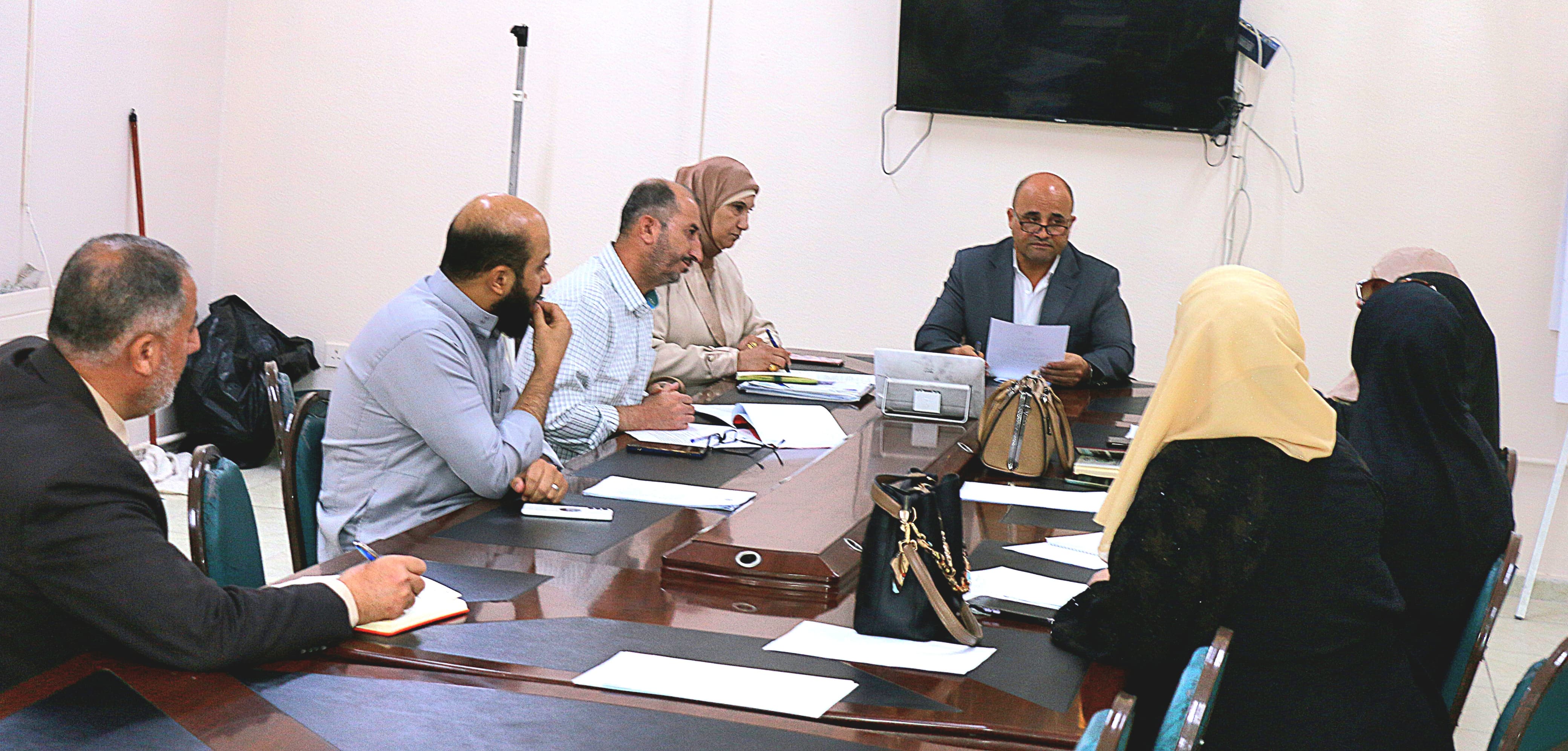 الحباشنة يجتمع مع مدراء المدارس الخاصة في تربية معان