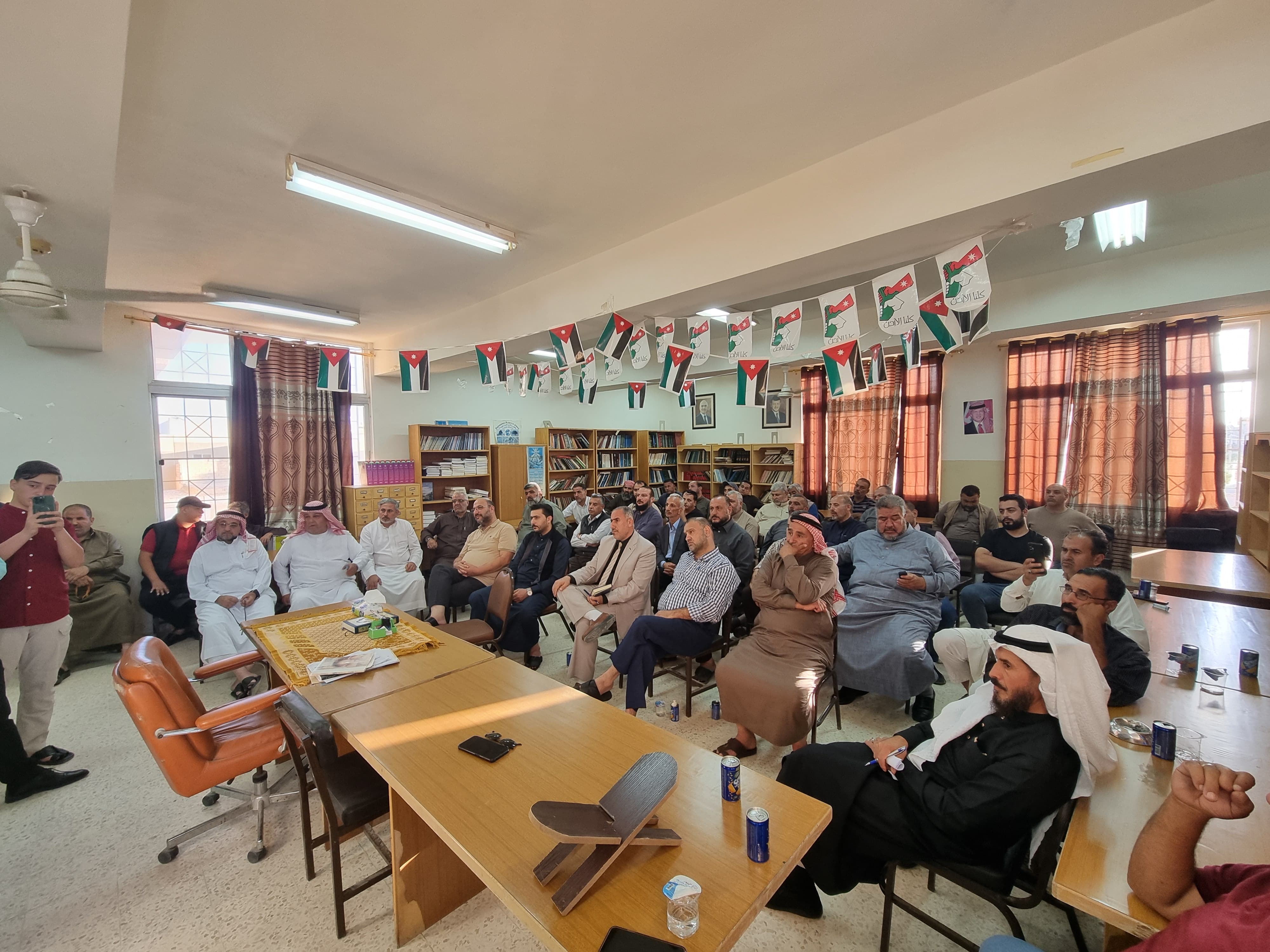 تربية معان تجتمع مع أوليا أمور طلبة الـ"BTEC"