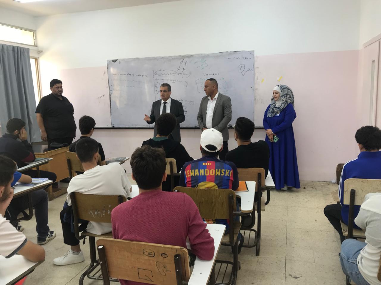 مدير تربية بني كنانة يواصل جولاته لمدارس التعليم المهني